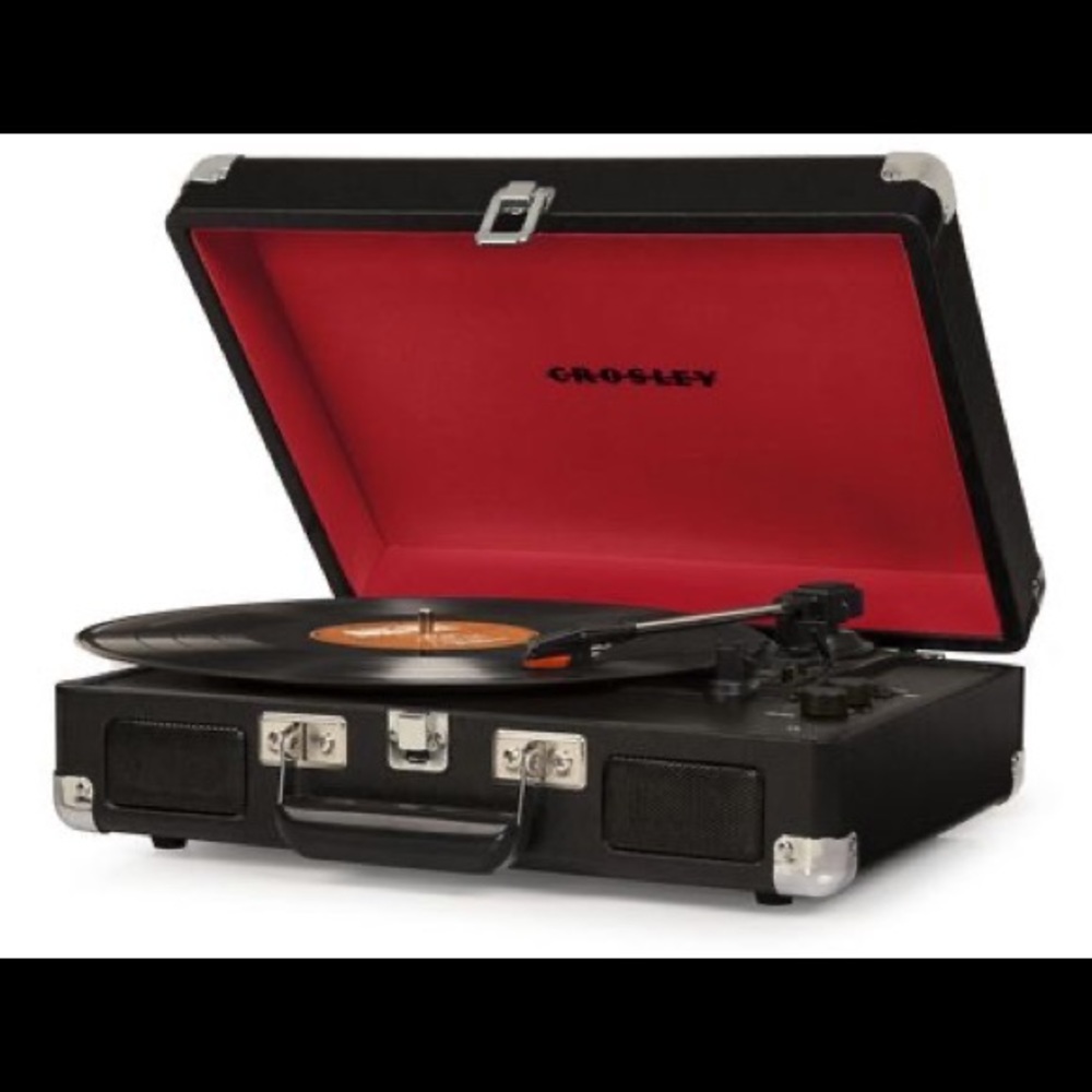 BNIB Crosley portable turntable with Bluetooth
